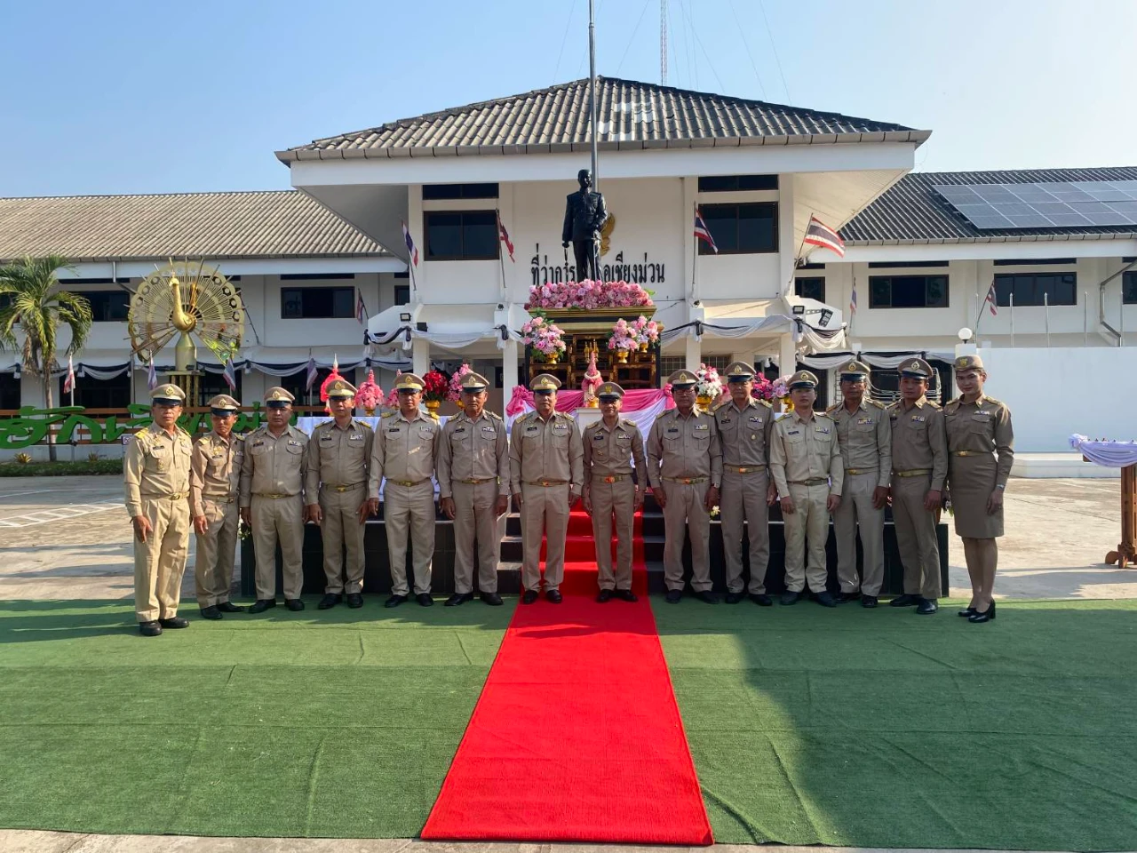 เข้าร่วมพิธีน้อมรำลึกพระมหากรุณาธิคุณรัชกาลที่ 5 เนื่องในวันท้องถิ่นไทยประจำปี 2569