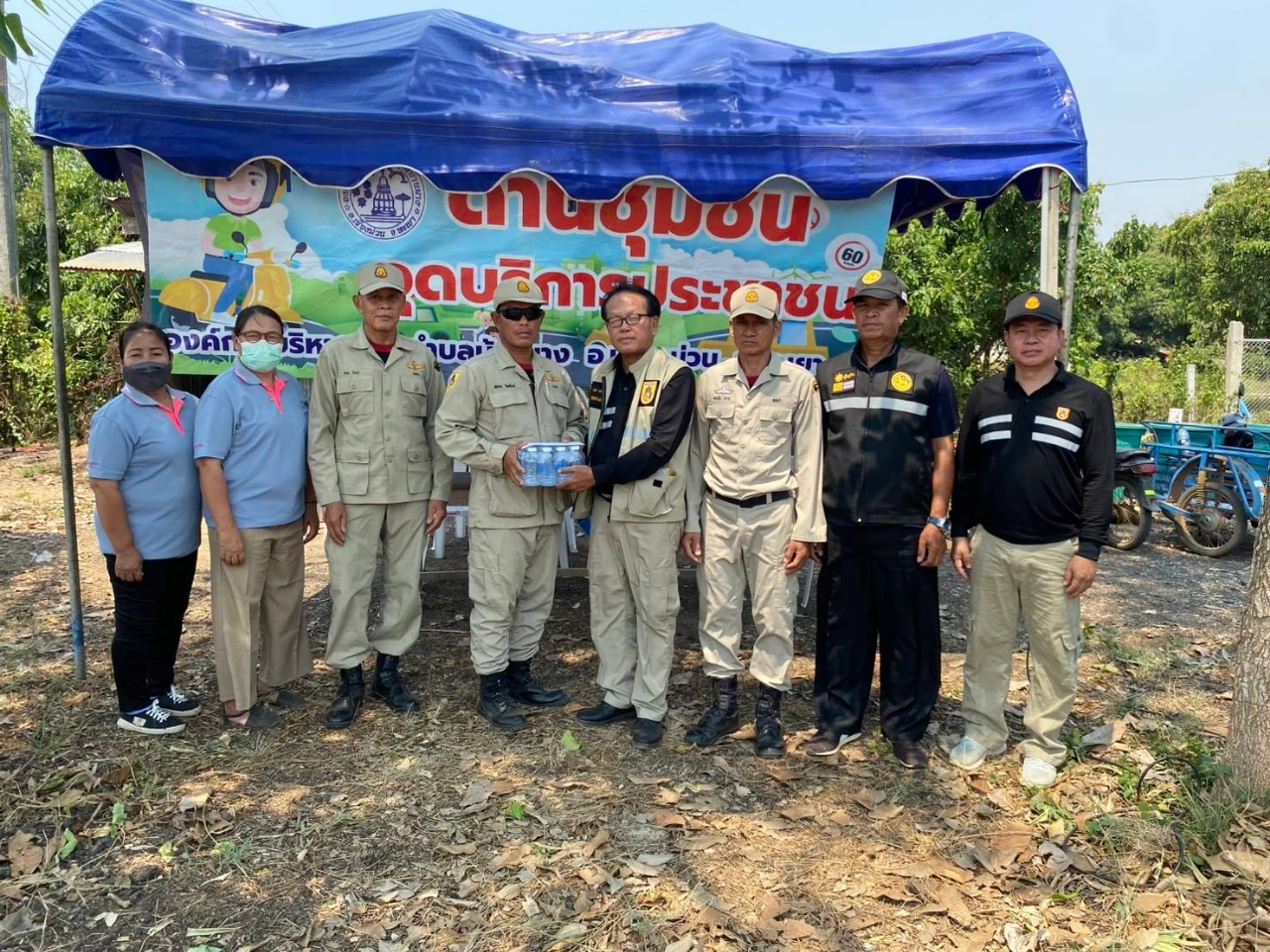 องค์การบริหารส่วนตำบลบ้านมางได้เข้าตรวจเยี่ยมด่านชุมชนจำนวน 4 ด่าน